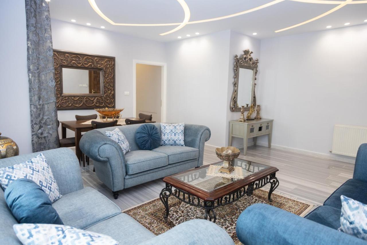 Luxury 3br Apartment, Der Ghbar 165m2